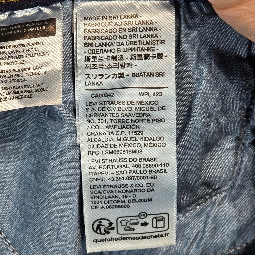 Levis Classic Bootcut Jean Womens 6 Medium W28 L32 Dark Wash Stellar Stretch NEW - Picture 8 of 16